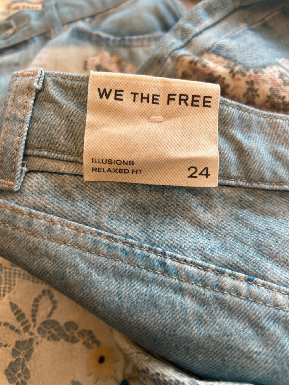 FREE PEOPLE We The Free Illusions Printed Relaxed Jeans size 24 - Picture 14 of 15